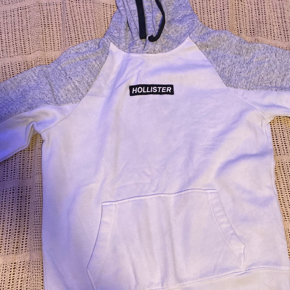 grey and white, hollister, hoodie